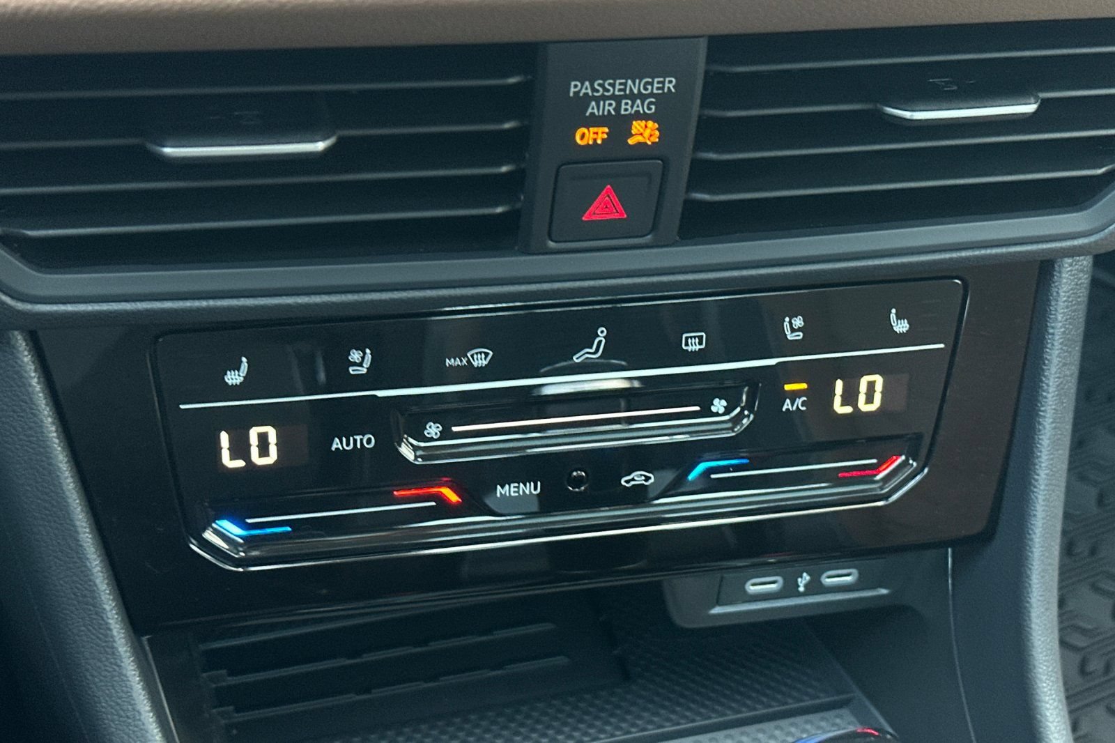 New 2026 Volkswagen Jetta SEL FWD image 17