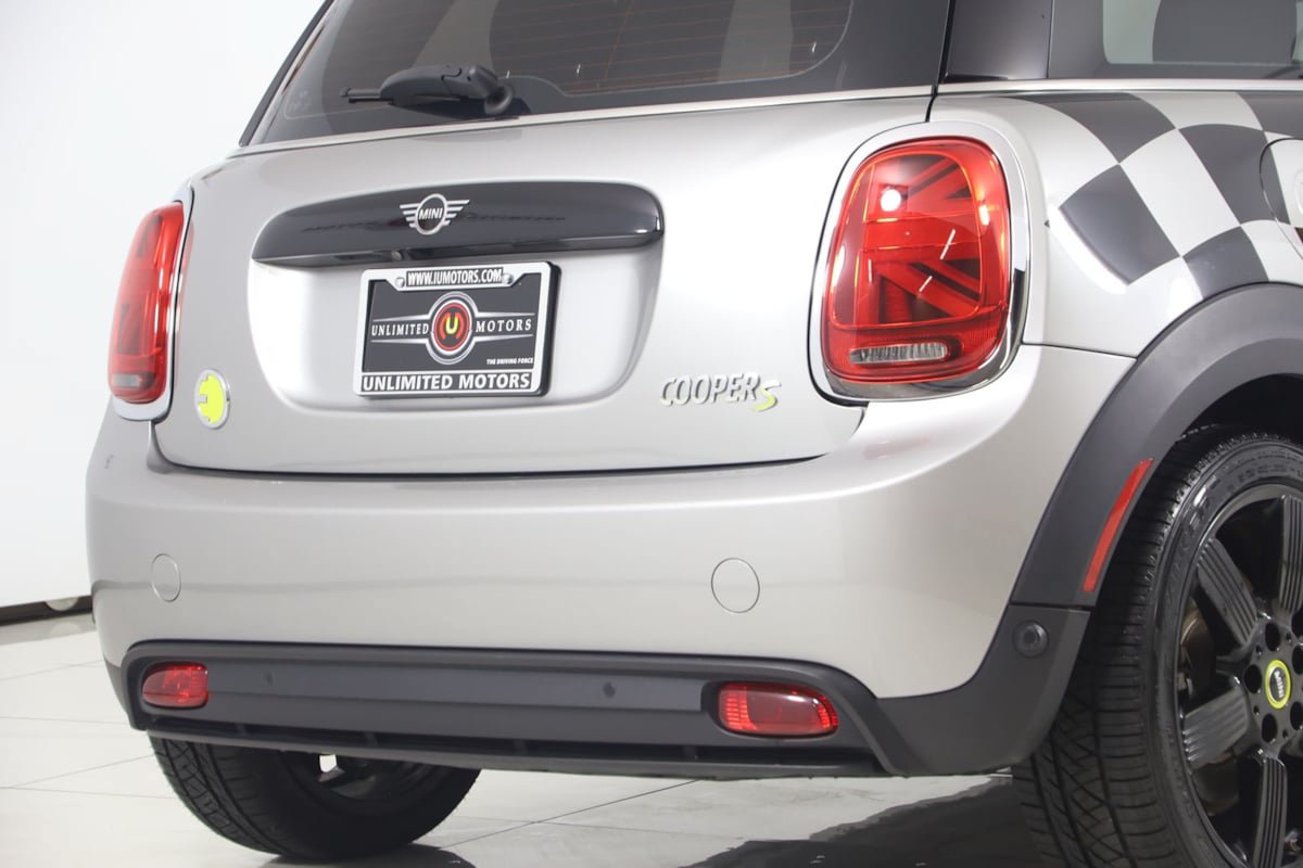 Used 2024 MINI Cooper SE FWD image 43