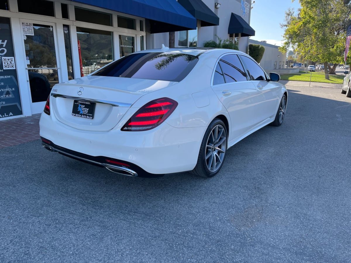 Used 2019 Mercedes-Benz S 560 Sedan image 5
