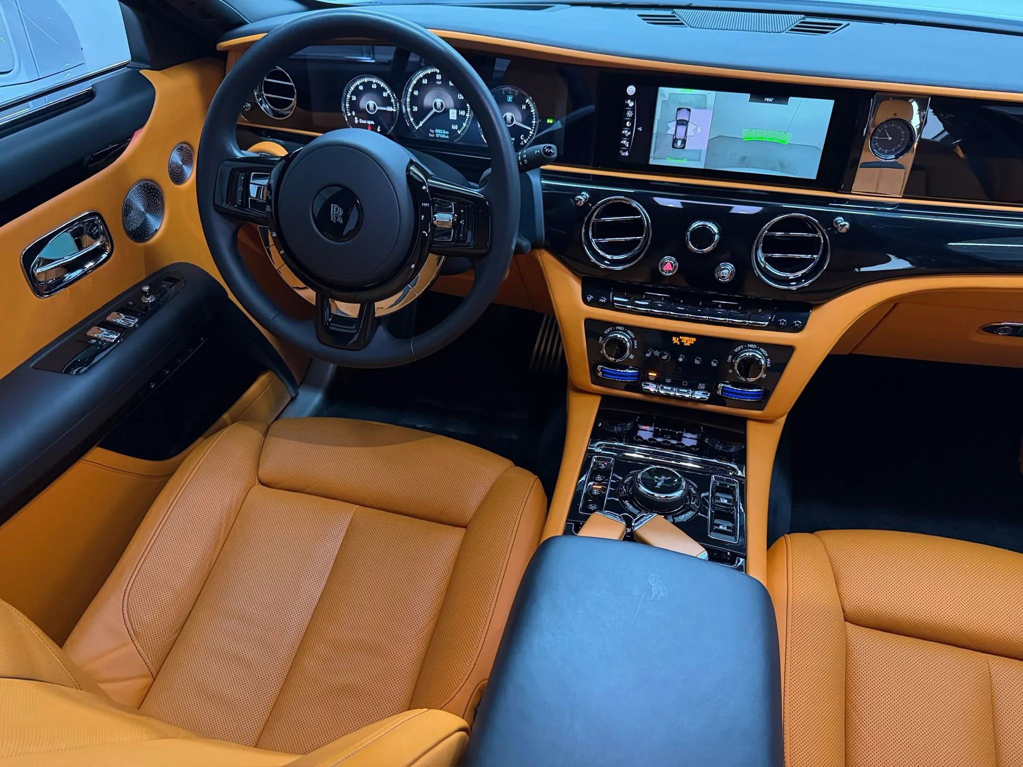 Used 2022 Rolls-Royce Ghost AWD/4WD image 42