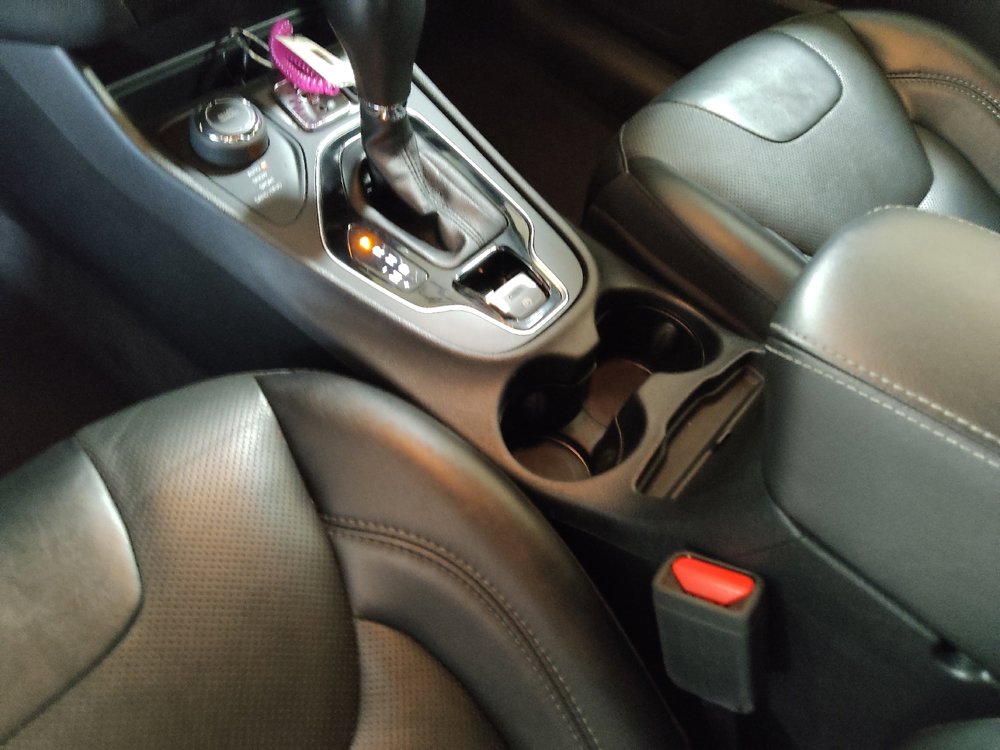 Used 2023 Jeep Cherokee Altitude Lux image 26