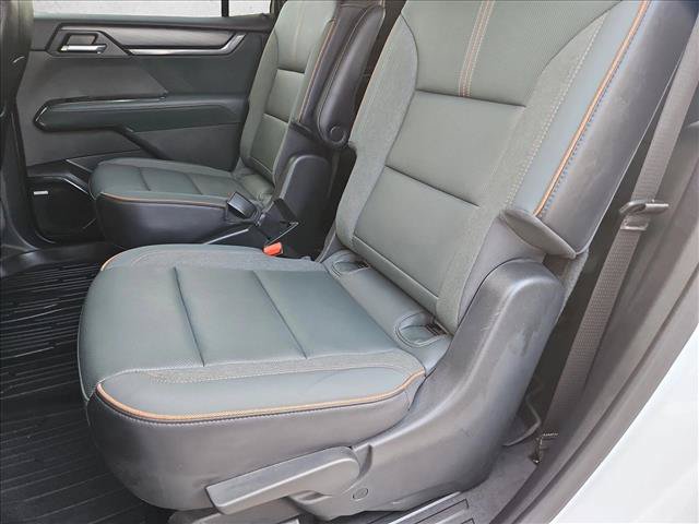 Certified 2024 GMC Acadia AT4 AWD/4WD image 18