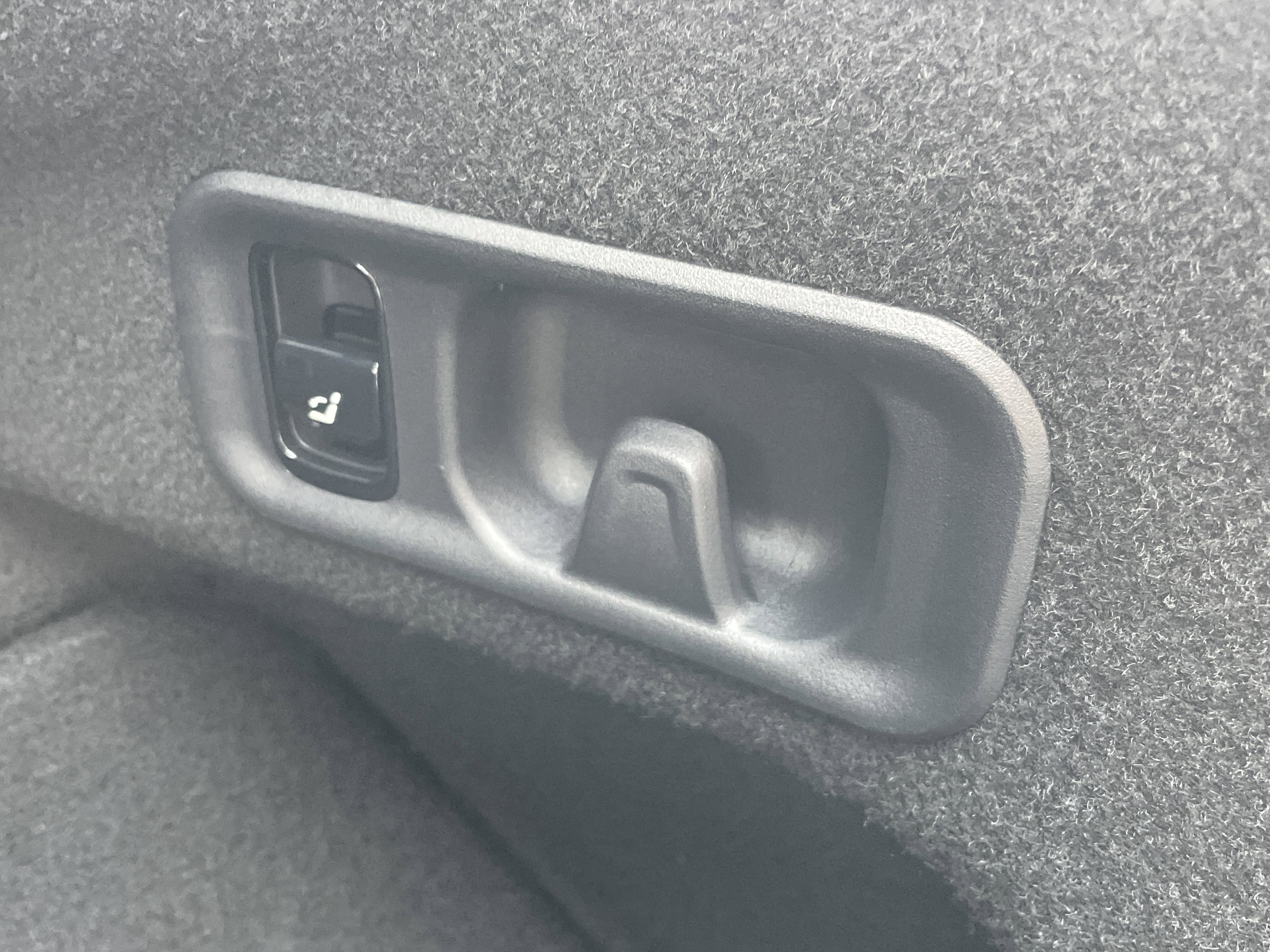 Certified 2025 Mercedes-Benz E 350 Sedan image 12