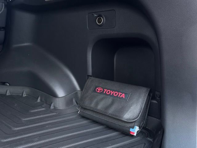 Used 2024 Toyota RAV4 XLE image 20