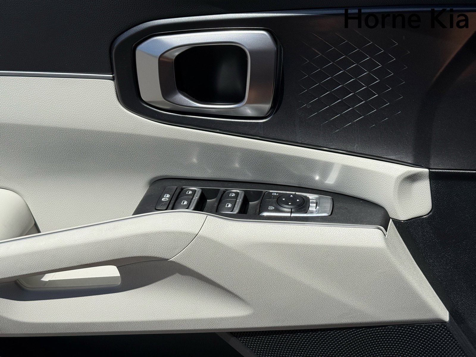 New 2025 Kia Sorento S w/ Panoramic Sunroof Package image 19