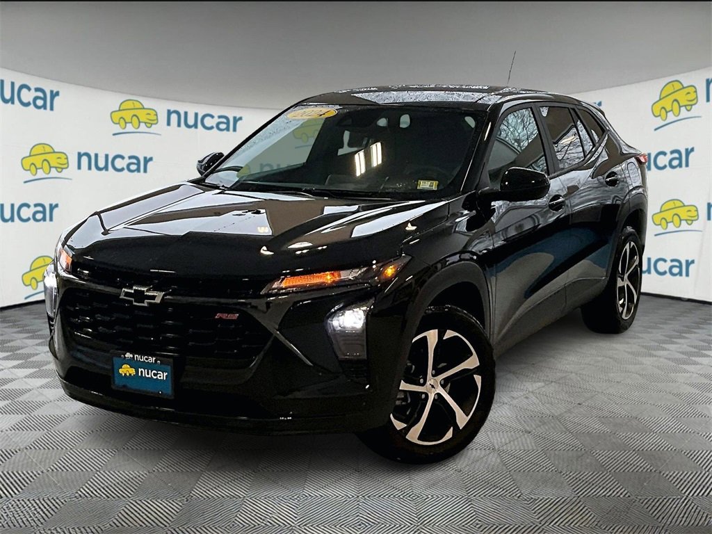 Used 2024 Chevrolet Trax RS image 3