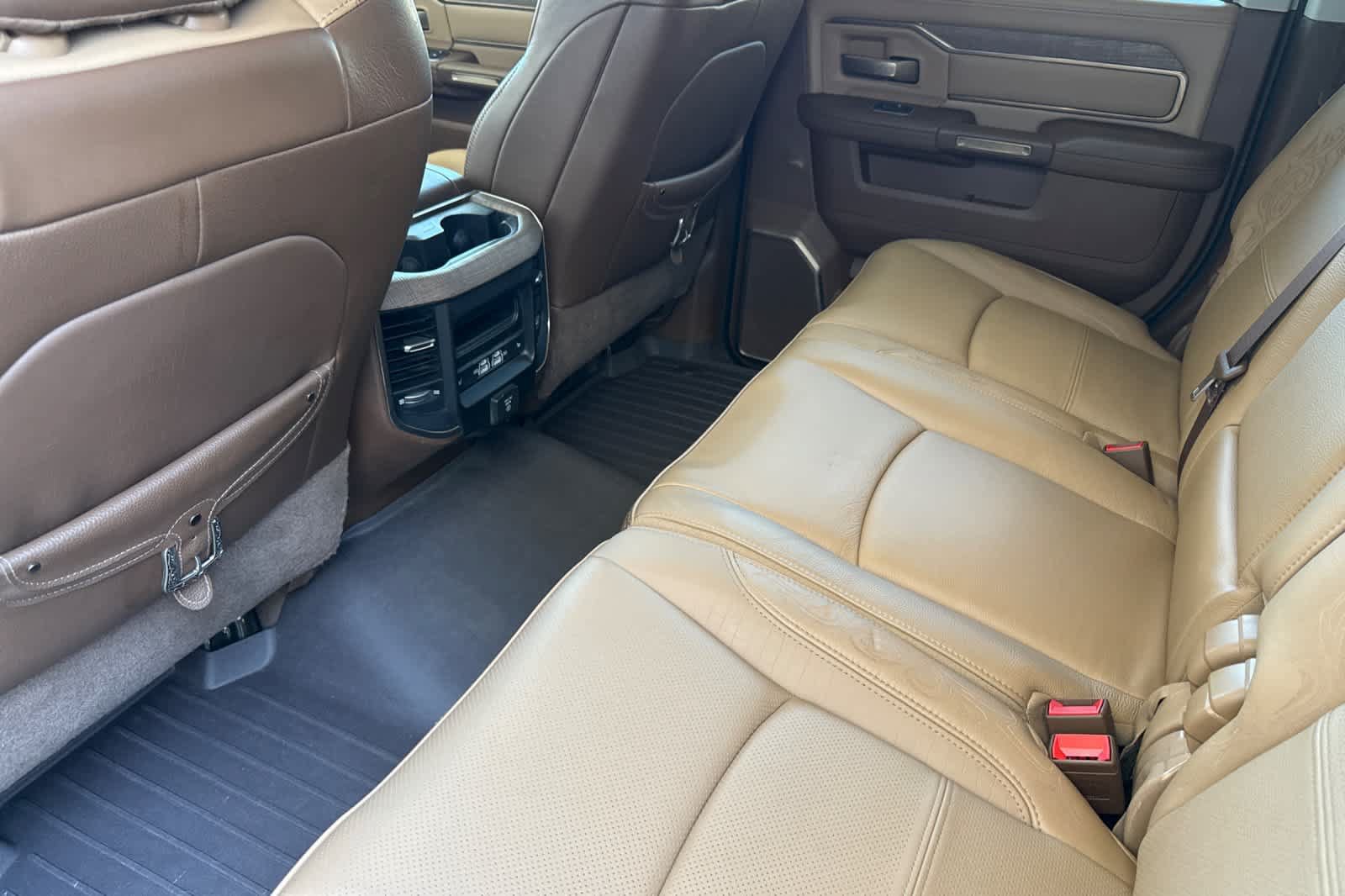Used 2023 RAM 3500 Limited AWD/4WD image 13