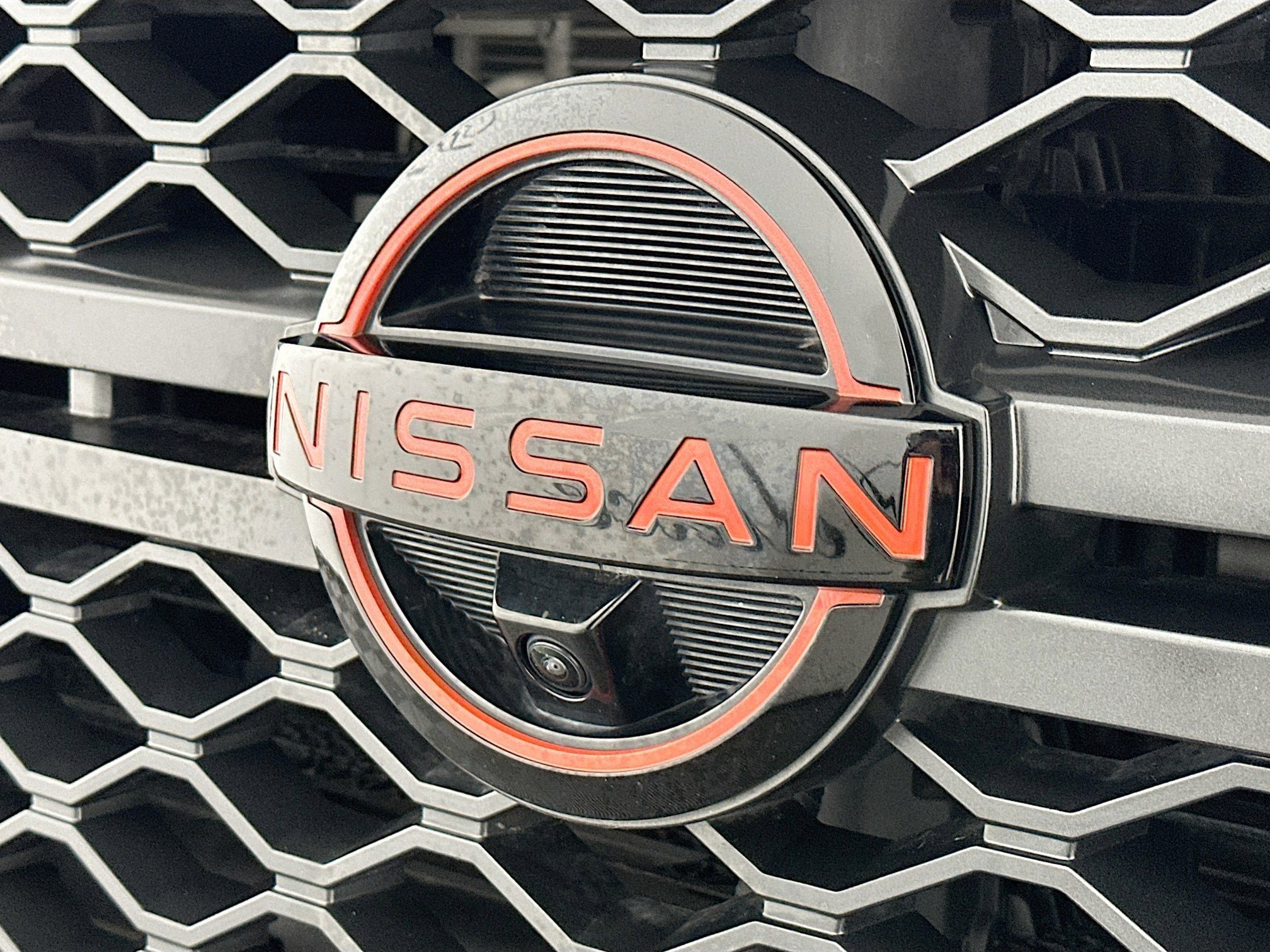 Used 2024 Nissan Titan PRO-4X w/ Pro-4x Convenience Package AWD/4WD image 30