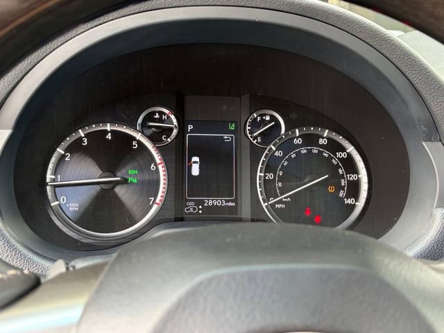 Used 2023 Lexus GX 460 Luxury w/ Accessory Package image 9