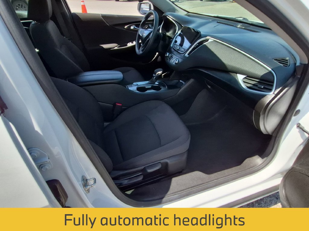 Used 2023 Chevrolet Malibu LT FWD image 30