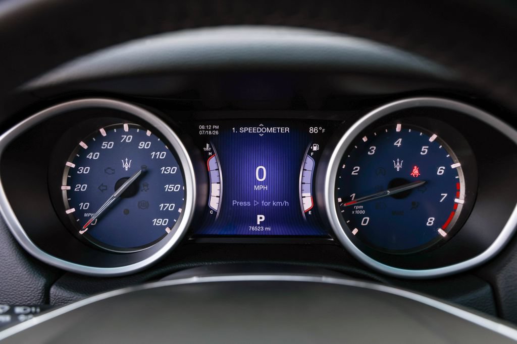 Used 2015 Maserati Ghibli RWD image 15