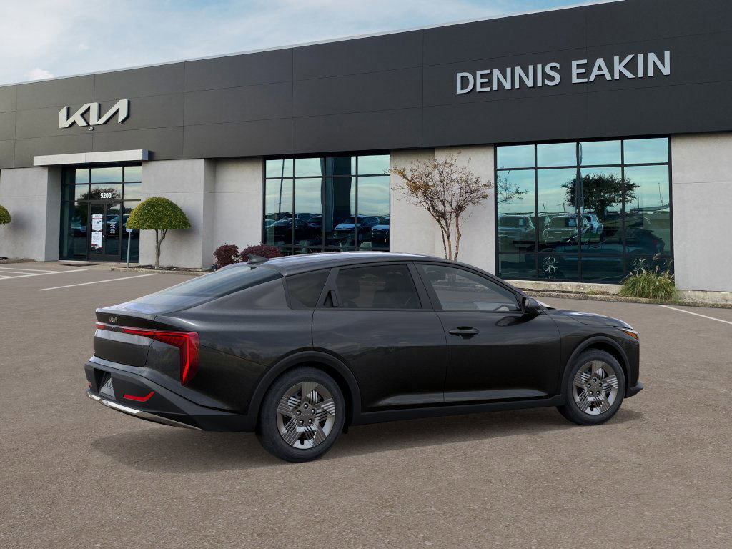 New 2026 Kia K4 LX image 6