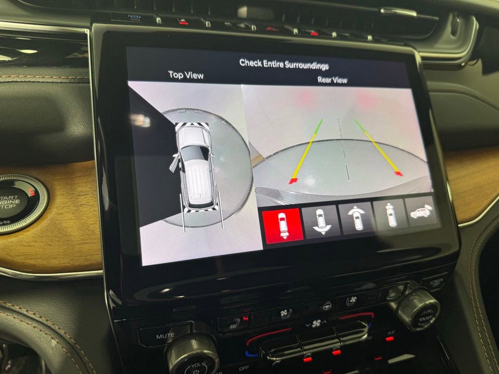 Used 2023 Jeep Grand Cherokee Summit image 14