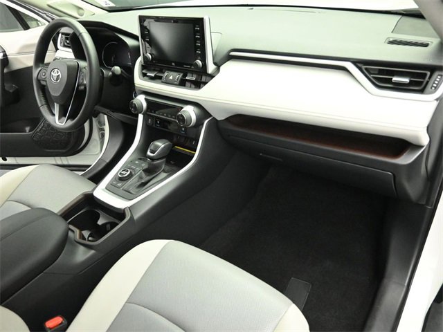 Used 2021 Toyota RAV4 Limited image 30