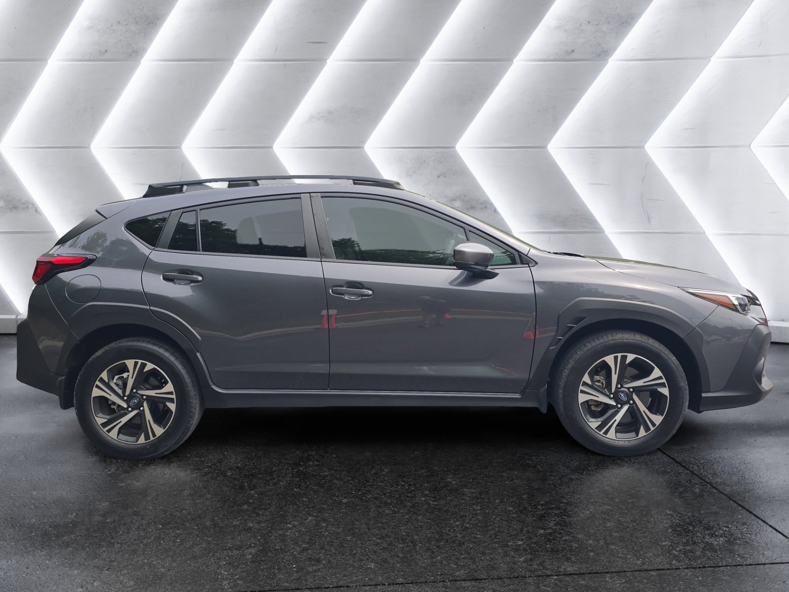 Used 2024 Subaru Crosstrek 2.0i Premium AWD/4WD image 6
