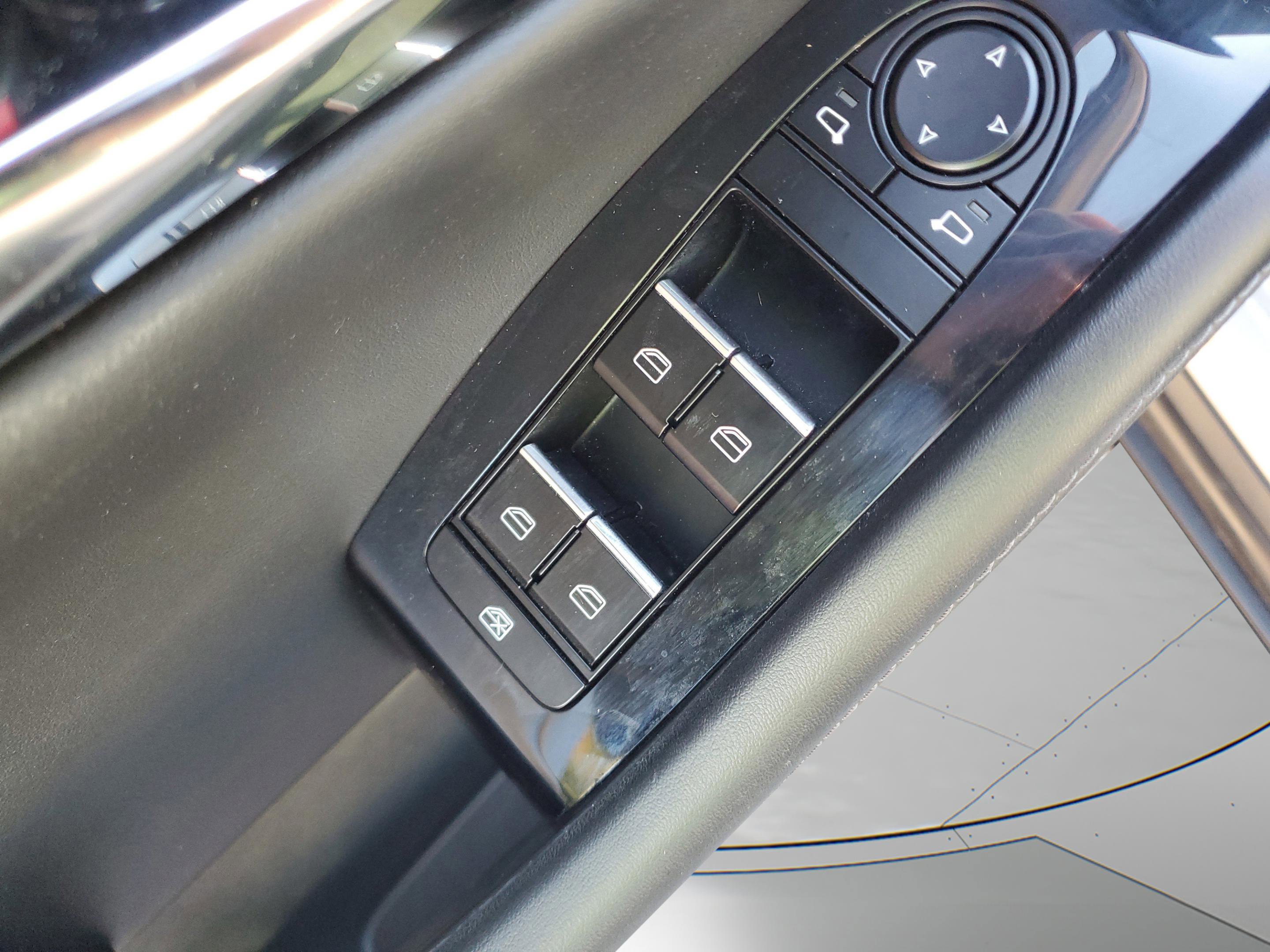 Used 2023 MAZDA CX-30 AWD 2.5 S w/ Preferred Package image 18