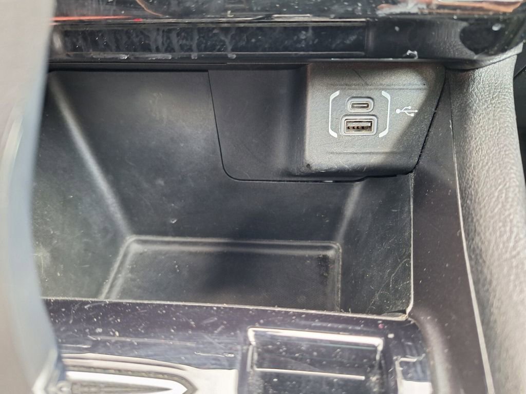 Used 2023 Jeep Compass Sport image 17