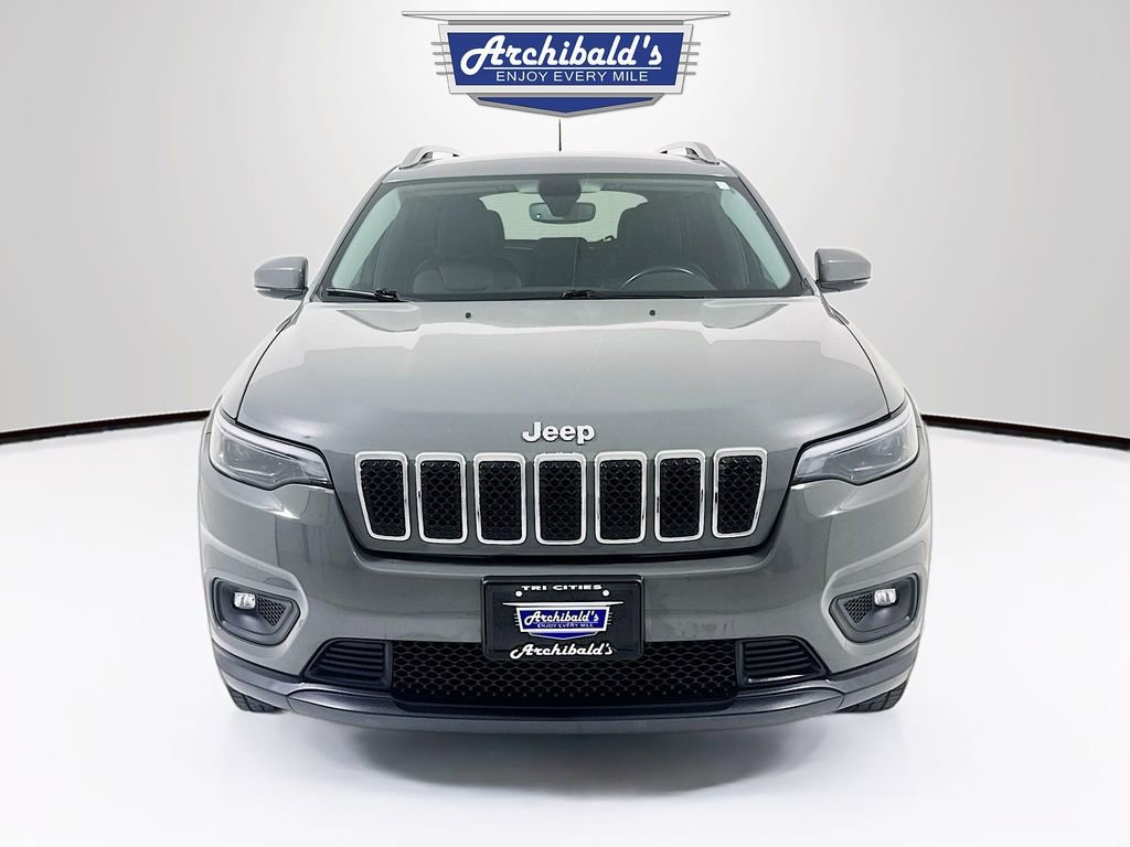 Used 2020 Jeep Cherokee Latitude Plus w/ Comfort/Convenience Group image 2