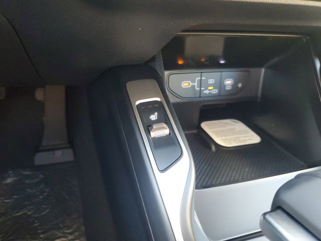 New 2026 Kia Sorento S w/ S Panoramic Sunroof Package FWD image 25
