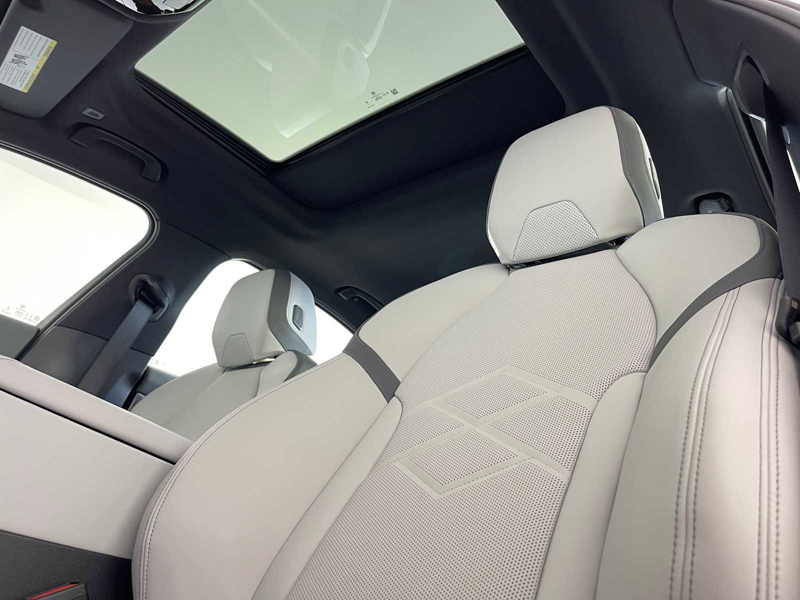 New 2026 BMW i5 eDrive40 image 17