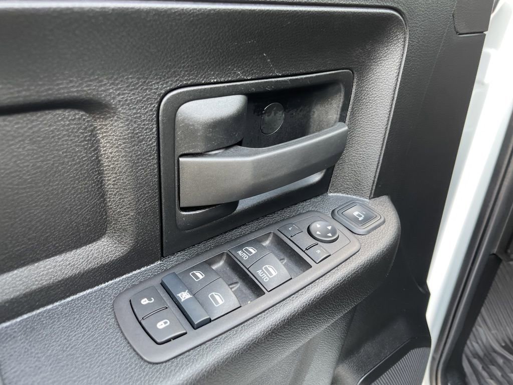 Used 2024 RAM 2500 Tradesman w/ Chrome Appearance Group image 57