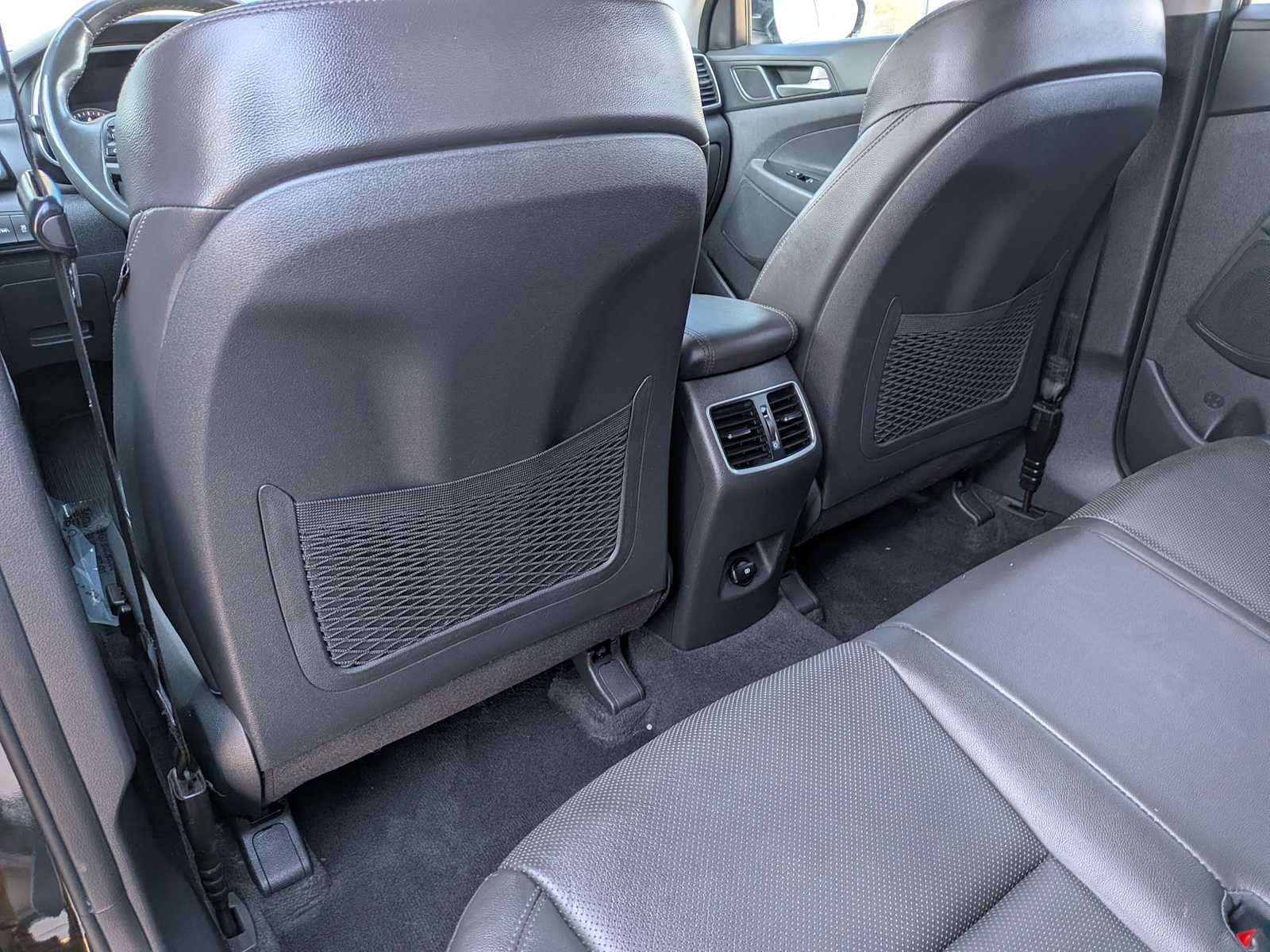 Used 2021 Hyundai Tucson Limited image 17