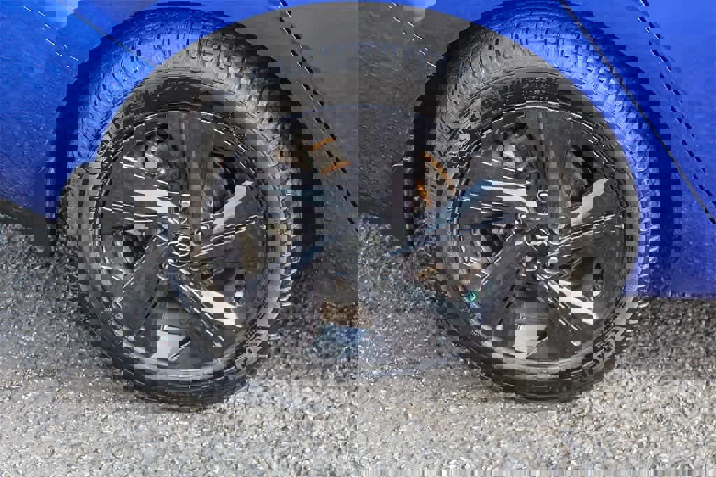 Certified 2023 Hyundai Elantra SEL image 11