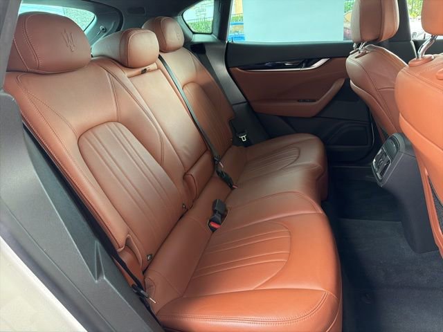 Certified 2023 Maserati Levante GT AWD/4WD image 19