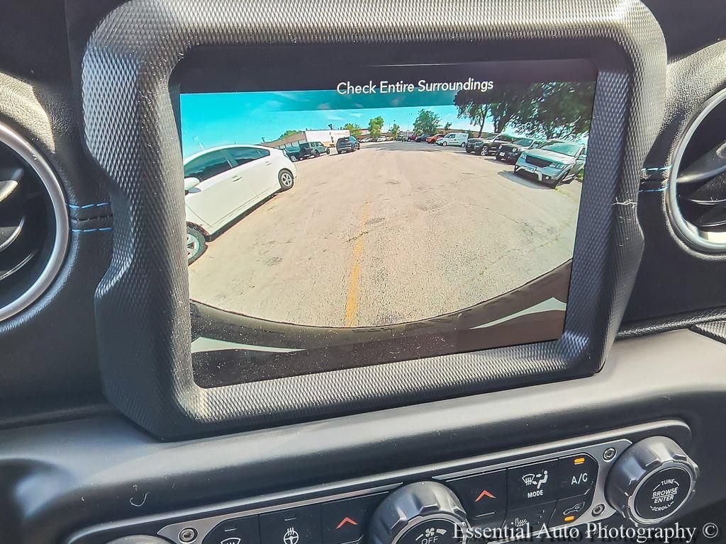 Used 2021 Jeep Wrangler Unlimited Rubicon 4xe w/ Cold Weather Group AWD/4WD image 17