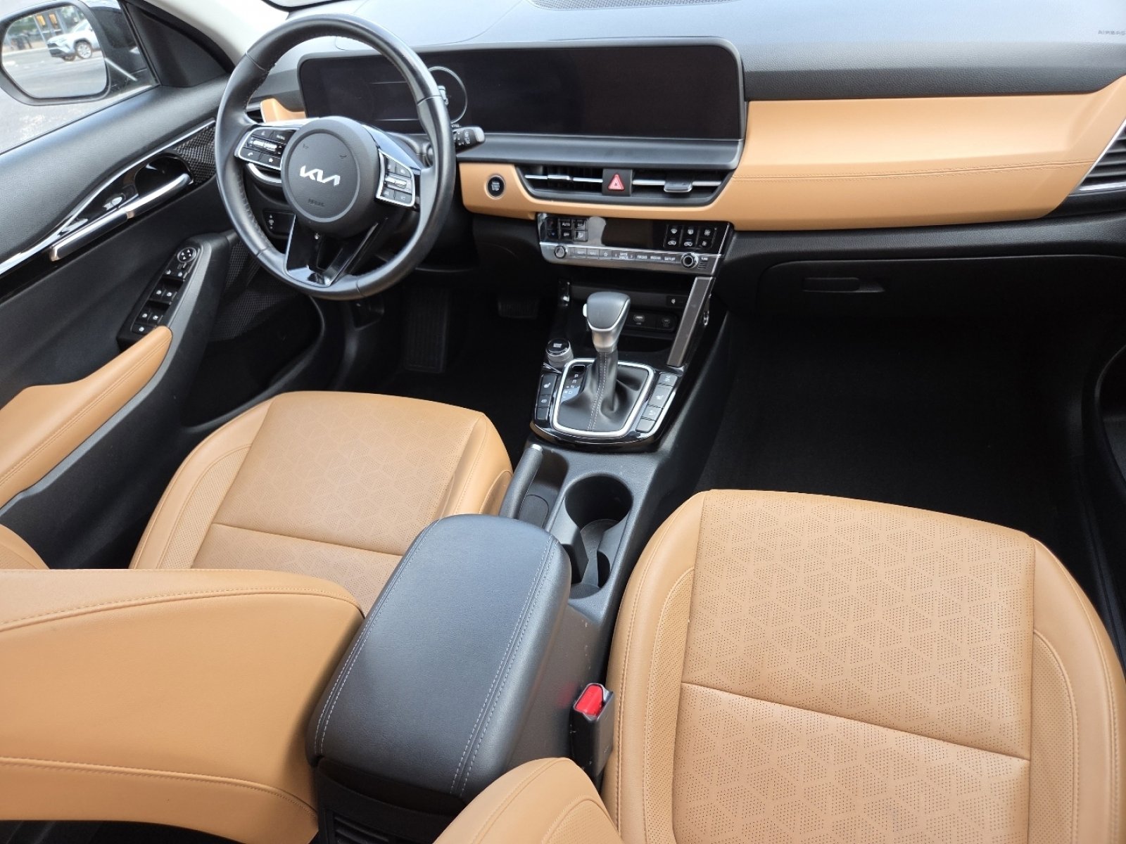 Used 2024 Kia Seltos EX AWD/4WD image 28