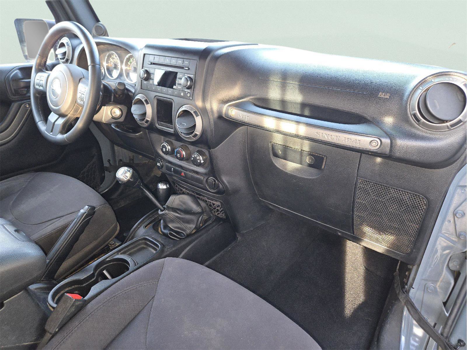 Used 2014 Jeep Wrangler Unlimited Sport w/ Connectivity Group image 36