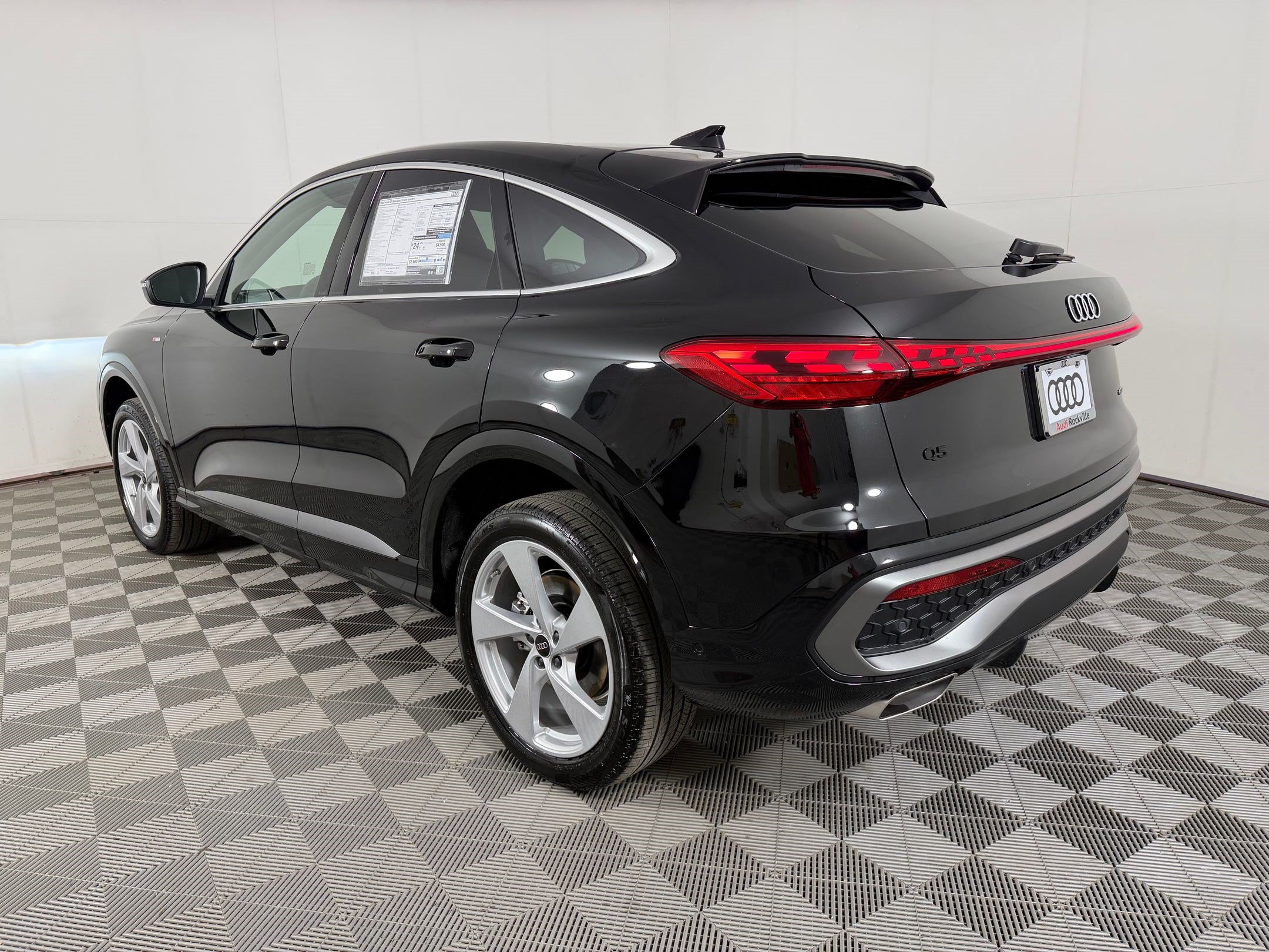 New 2026 Audi Q5 Premium Plus AWD/4WD image 3