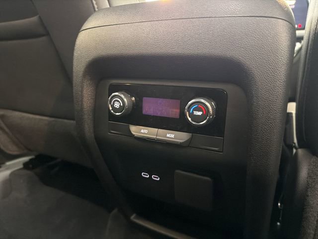 New 2026 Chevrolet Traverse LT w/ Midnight/Sport Edition image 19