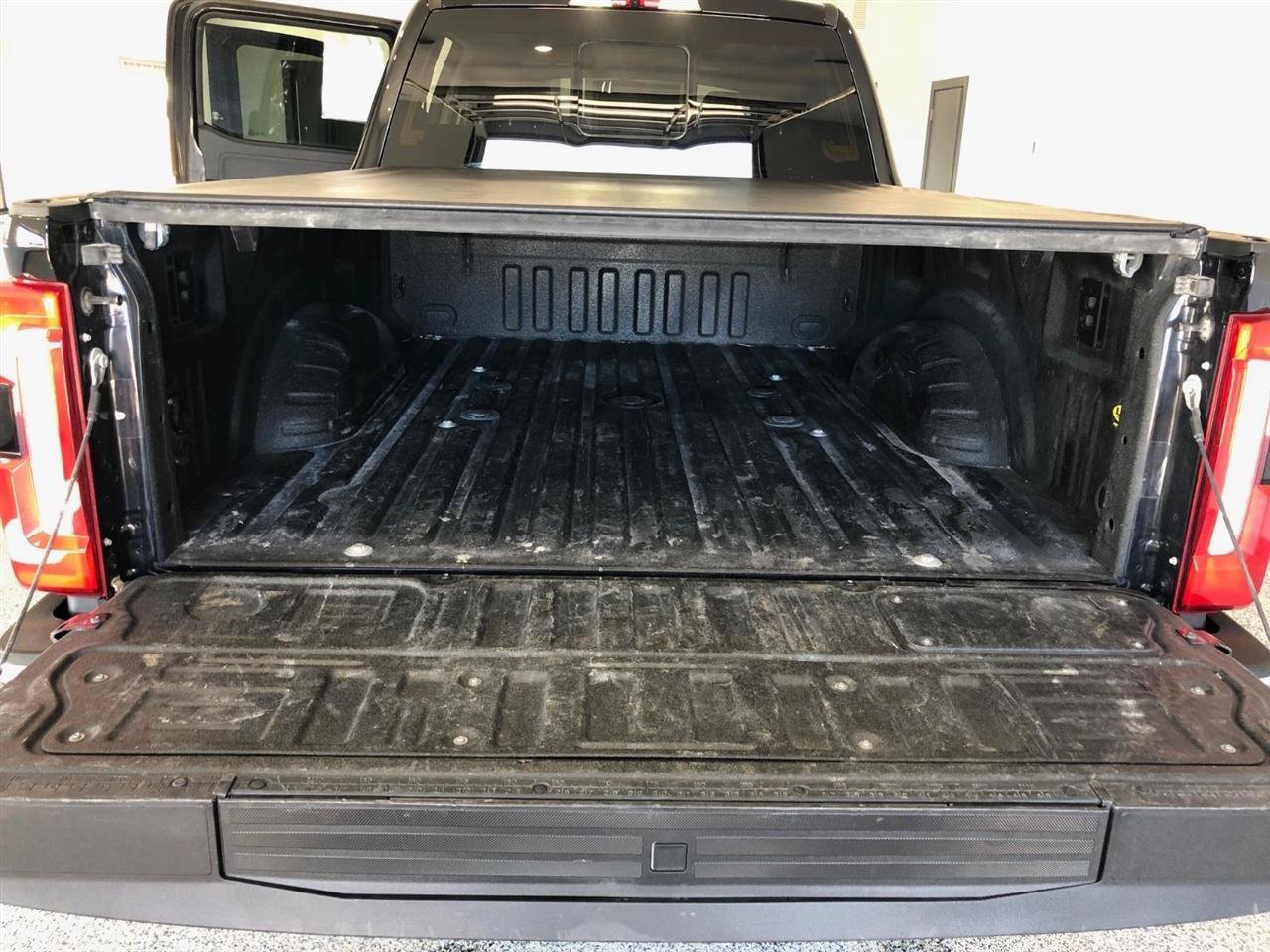 Used 2024 Ford F250 Lariat w/ Lariat Ultimate Package AWD/4WD image 12