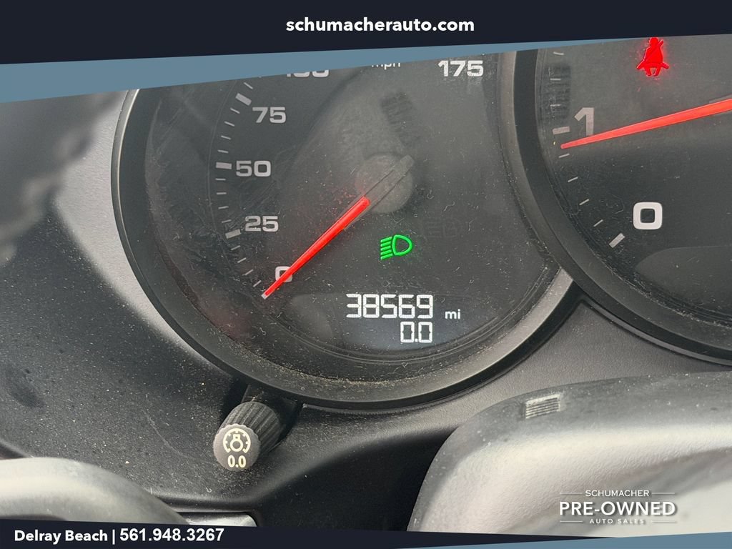 Used 2017 Porsche 718 Boxster RWD image 22