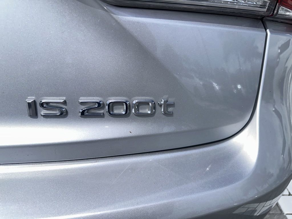 Used 2017 Lexus IS 200t 200t w/ Navigation System Package image 9