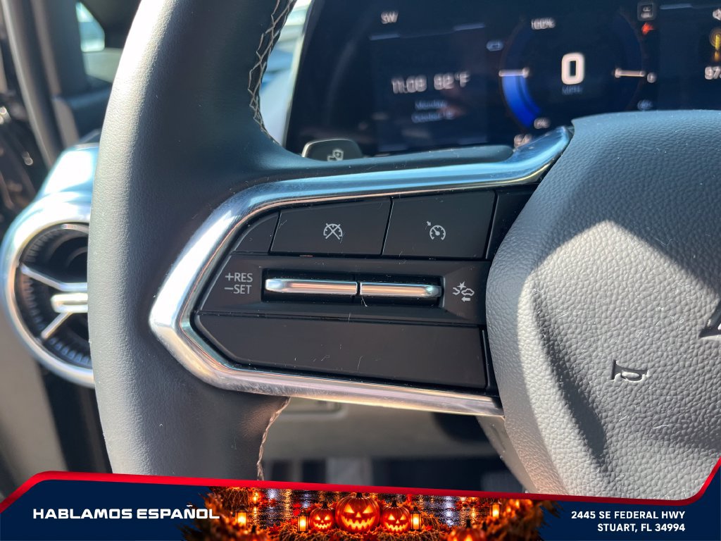 Used 2026 Chevrolet Equinox EV LT FWD image 17