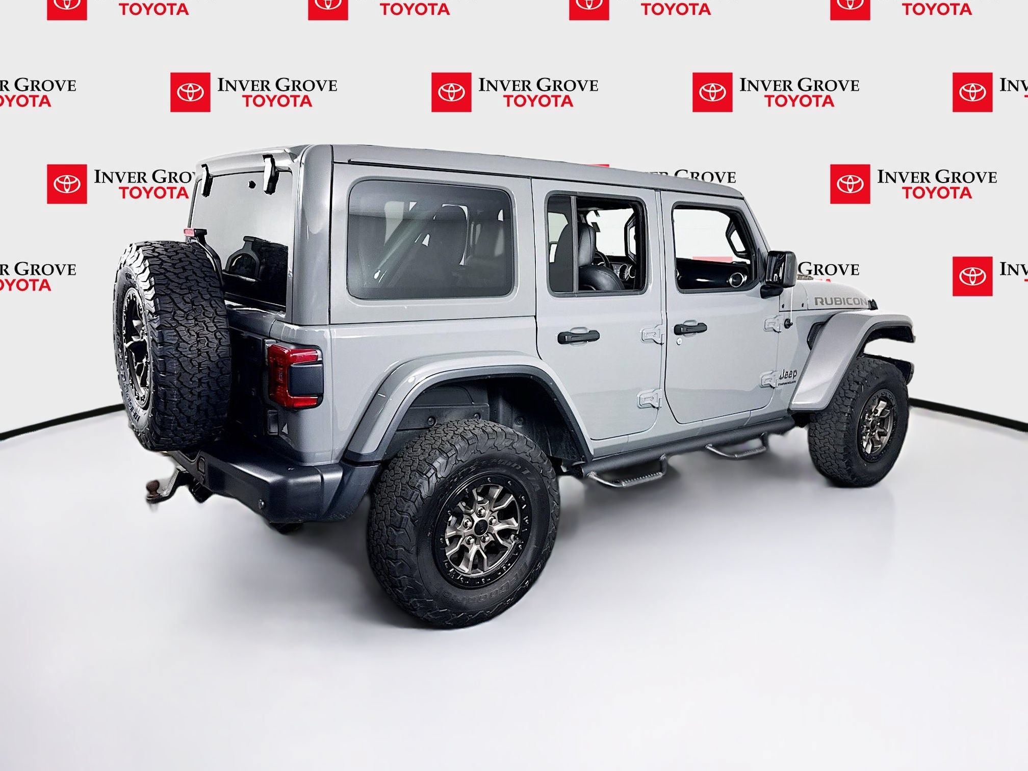 Used 2023 Jeep Wrangler Unlimited Rubicon 392 w/ Trailer Tow Package AWD/4WD image 5