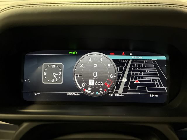 Used 2025 Land Rover Defender 110 X-Dynamic SE AWD/4WD image 15