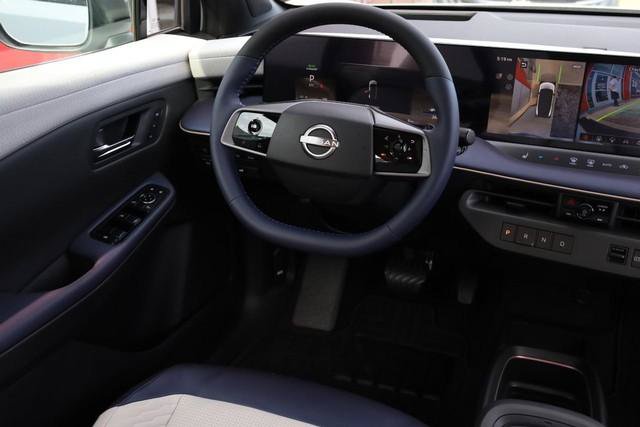 New 2026 Nissan Leaf Platinum+ w/ Cargo Package (Platinum+) FWD image 21