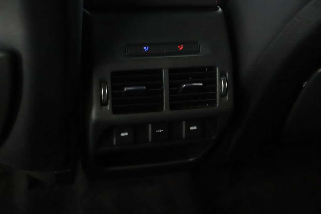 Used 2020 Land Rover Discovery Sport S R-Dynamic image 22