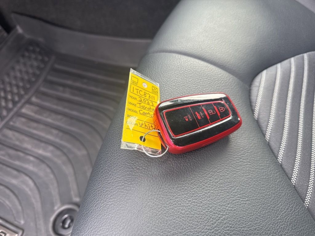 Used 2023 Toyota Camry SE w/ Convenience Package image 34