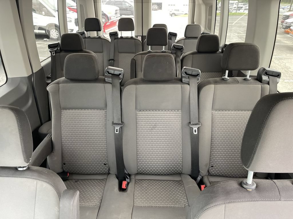 Used 2023 Ford Transit 350 XLT RWD image 9