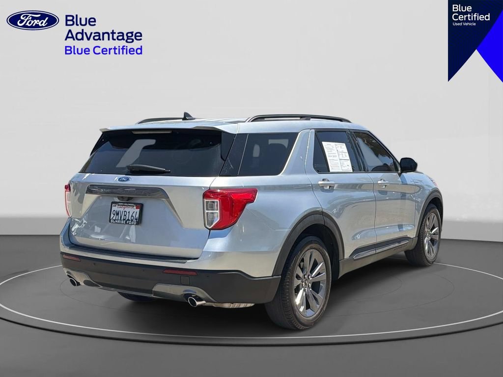Used 2023 Ford Explorer XLT w/ Equipment Group 202A RWD image 5