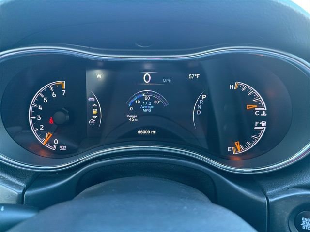 Used 2018 Jeep Grand Cherokee Laredo image 23