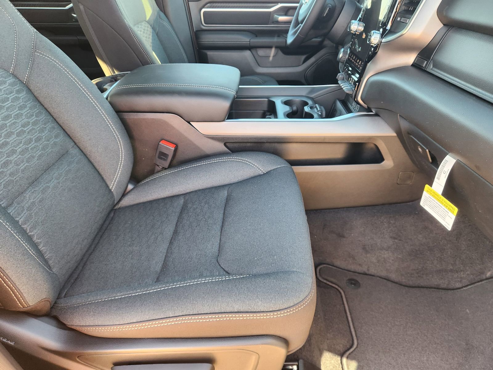 New 2026 RAM 1500 4x4 Crew Cab image 13