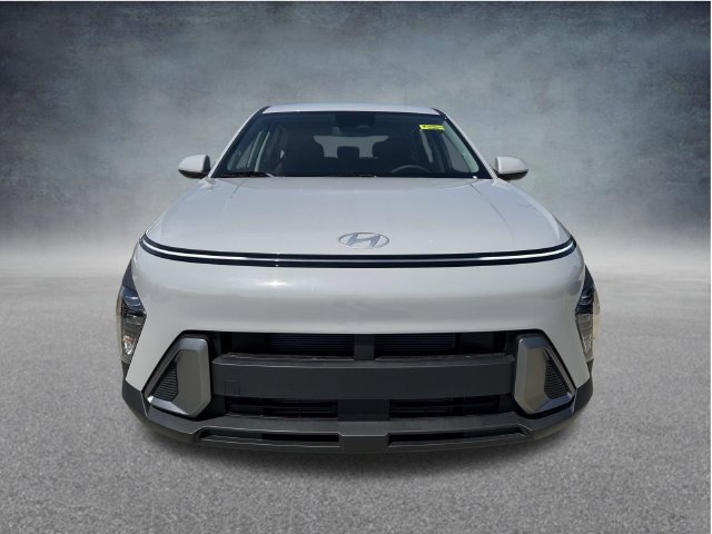 New 2027 Hyundai Kona SE FWD image 2
