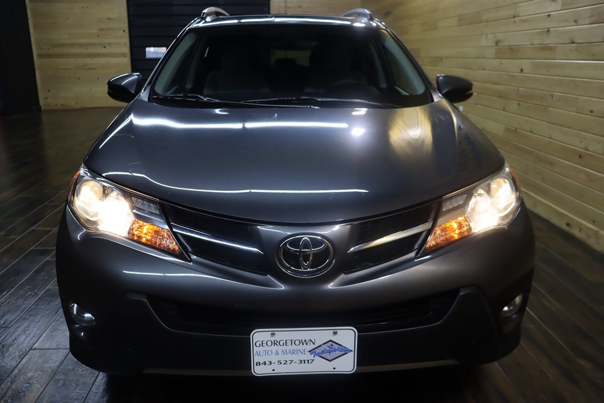 Used 2014 Toyota RAV4 XLE AWD/4WD image 7