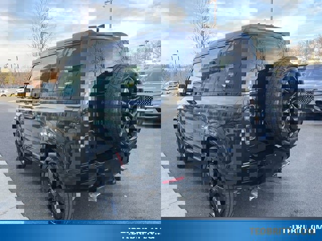 Used 2024 Land Rover Defender 90 V8 image 6