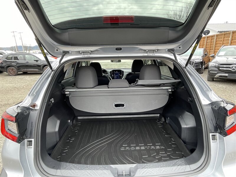 Used 2024 Subaru Crosstrek 2.0i Premium AWD/4WD image 21